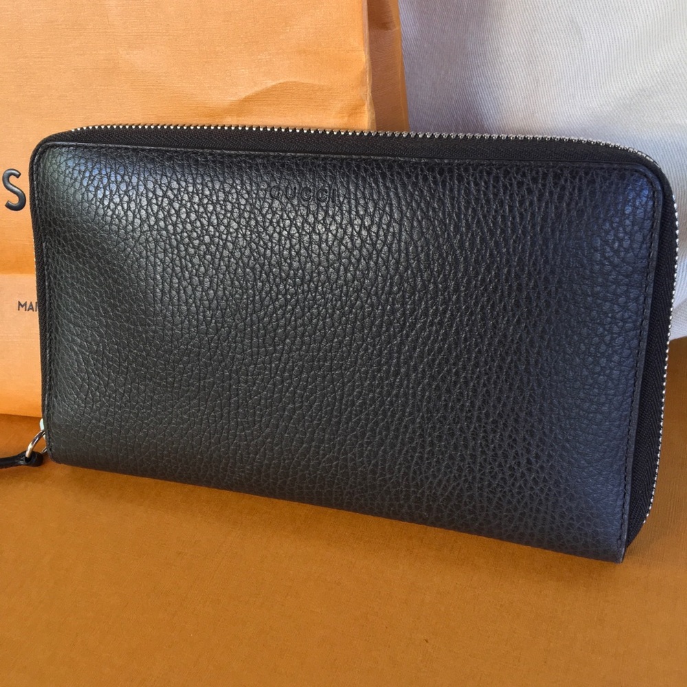 Gucci Brown Pebbled Leather Zip Around Wallet